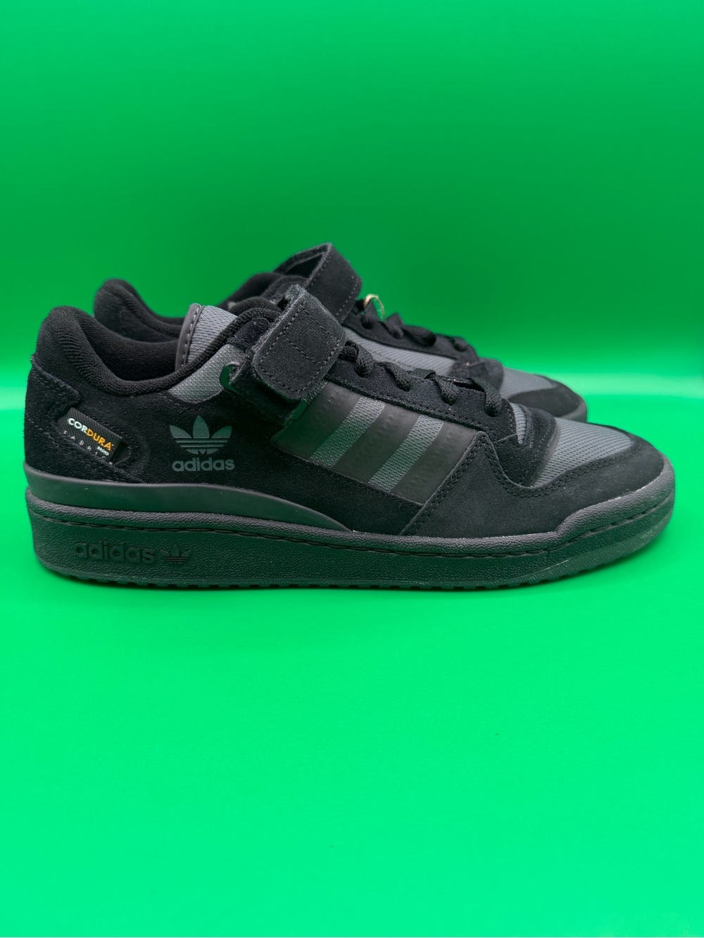 adidas Men’s Forum Low Black Grey Shoes Sneakers GY5720 SZ 9.5